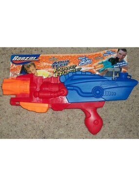Banzai Aqua Tech Power Blaster Water Gun 25ft Blast Range Pump Action Pool Games